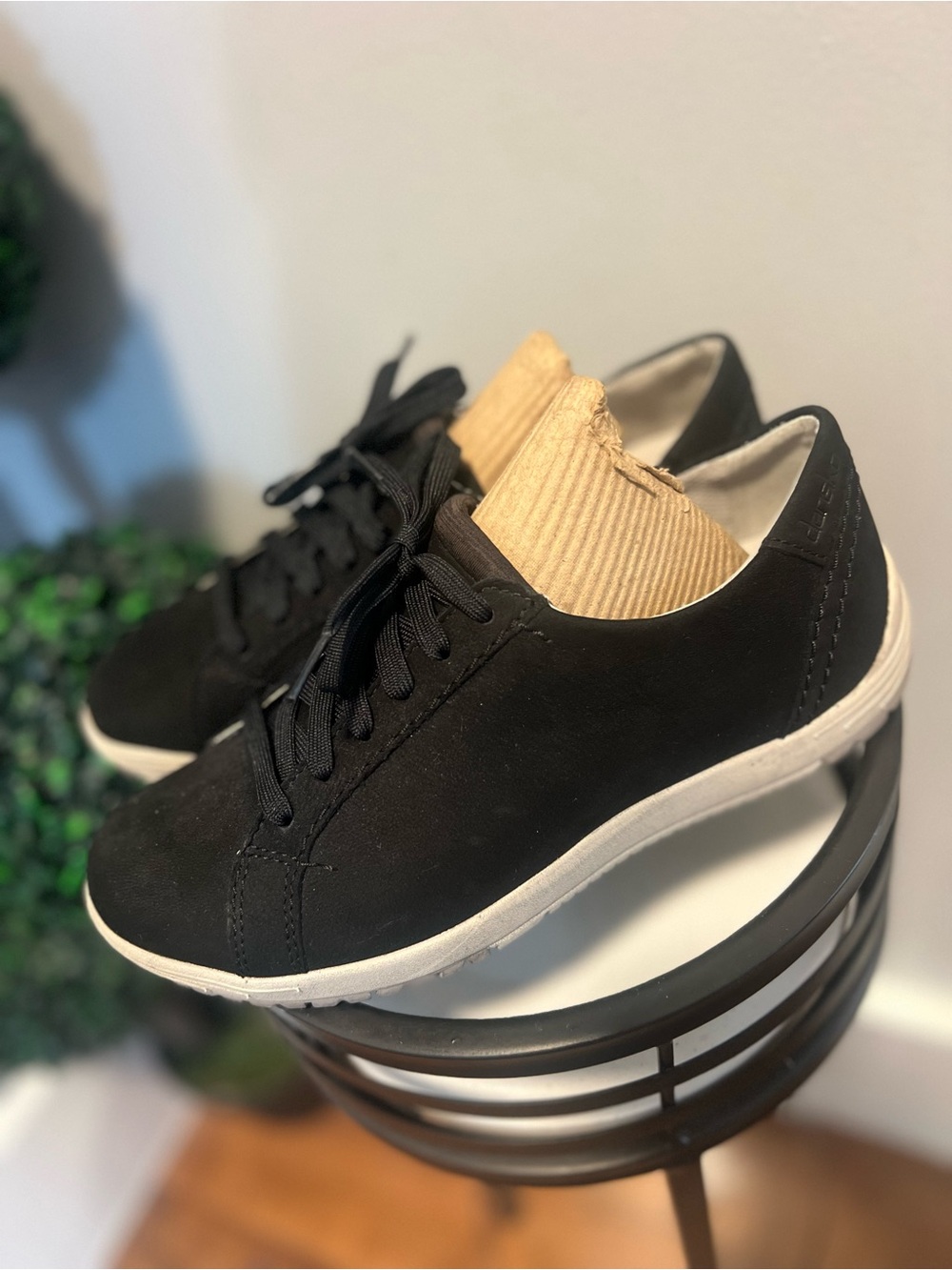Dansko Women's Sneakers Size 37 US 6.5 Black